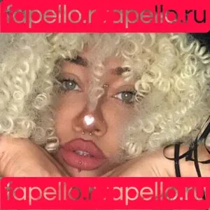 yourspookywaifu Onlyfans Photo Gallery 