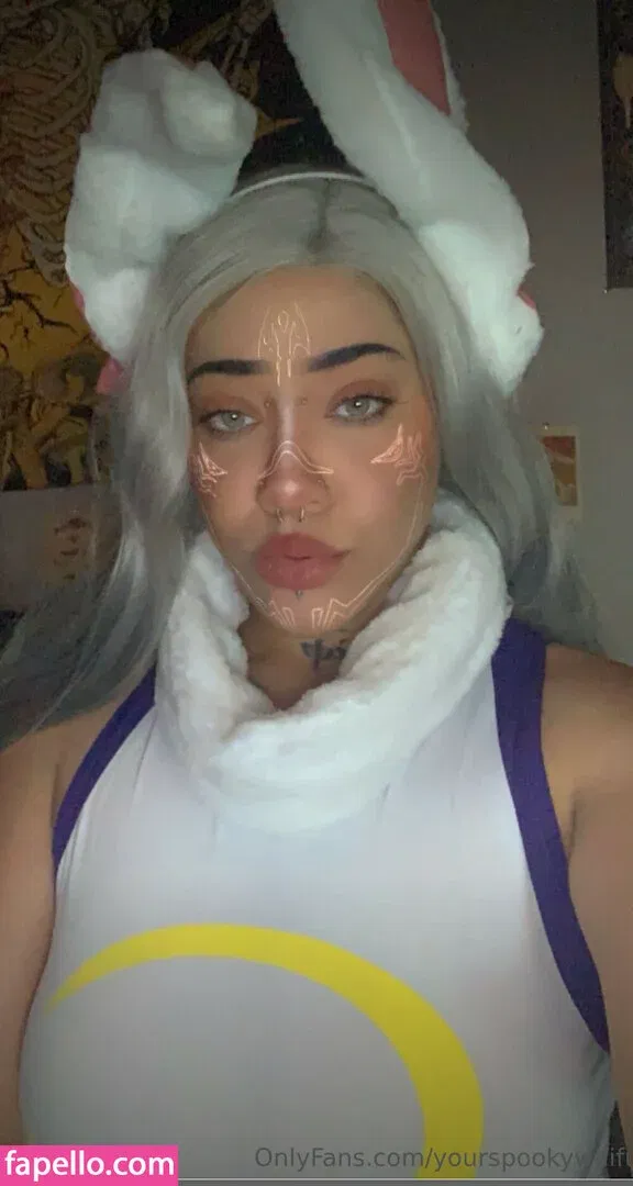 yourspookywaifu Onlyfans Photo Gallery 