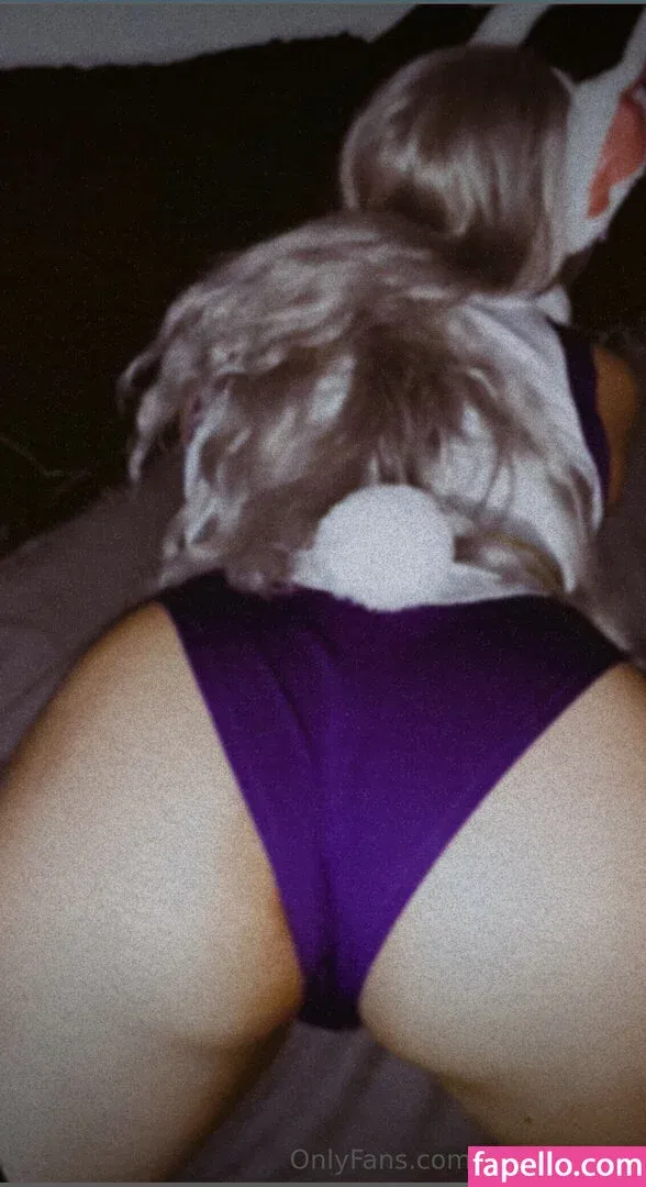 yourspookywaifu Onlyfans Photo Gallery 