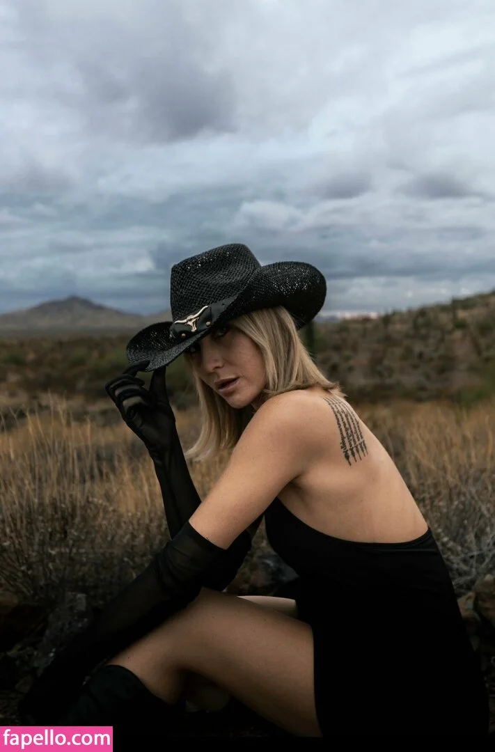 movementswithmolly Nude Onlyfans Photo 28