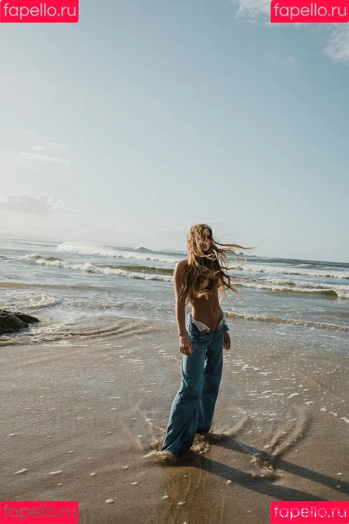 Sjana Elise Earp Onlyfans Photo Gallery 