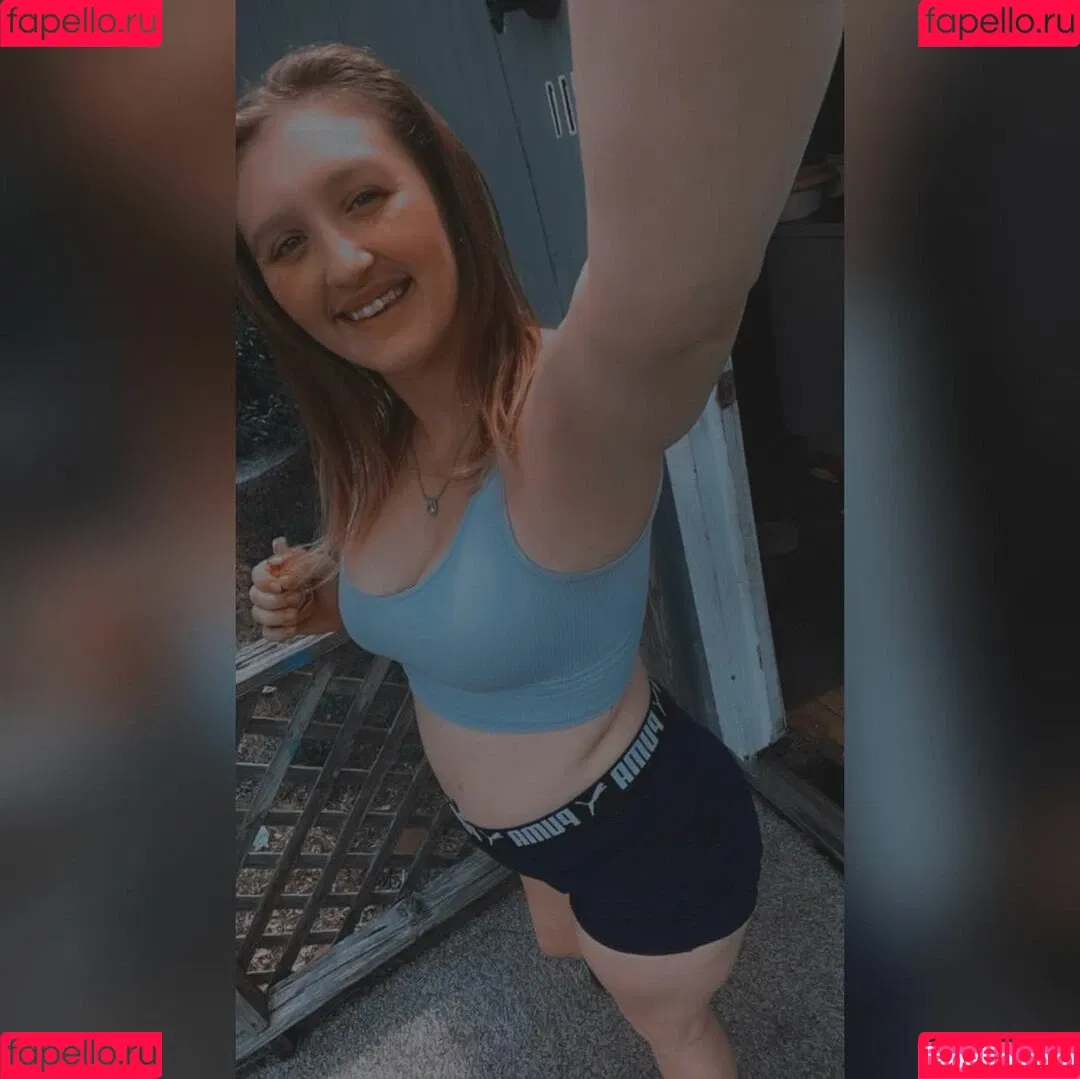 Stoner Queen Onlyfans Photo Gallery 