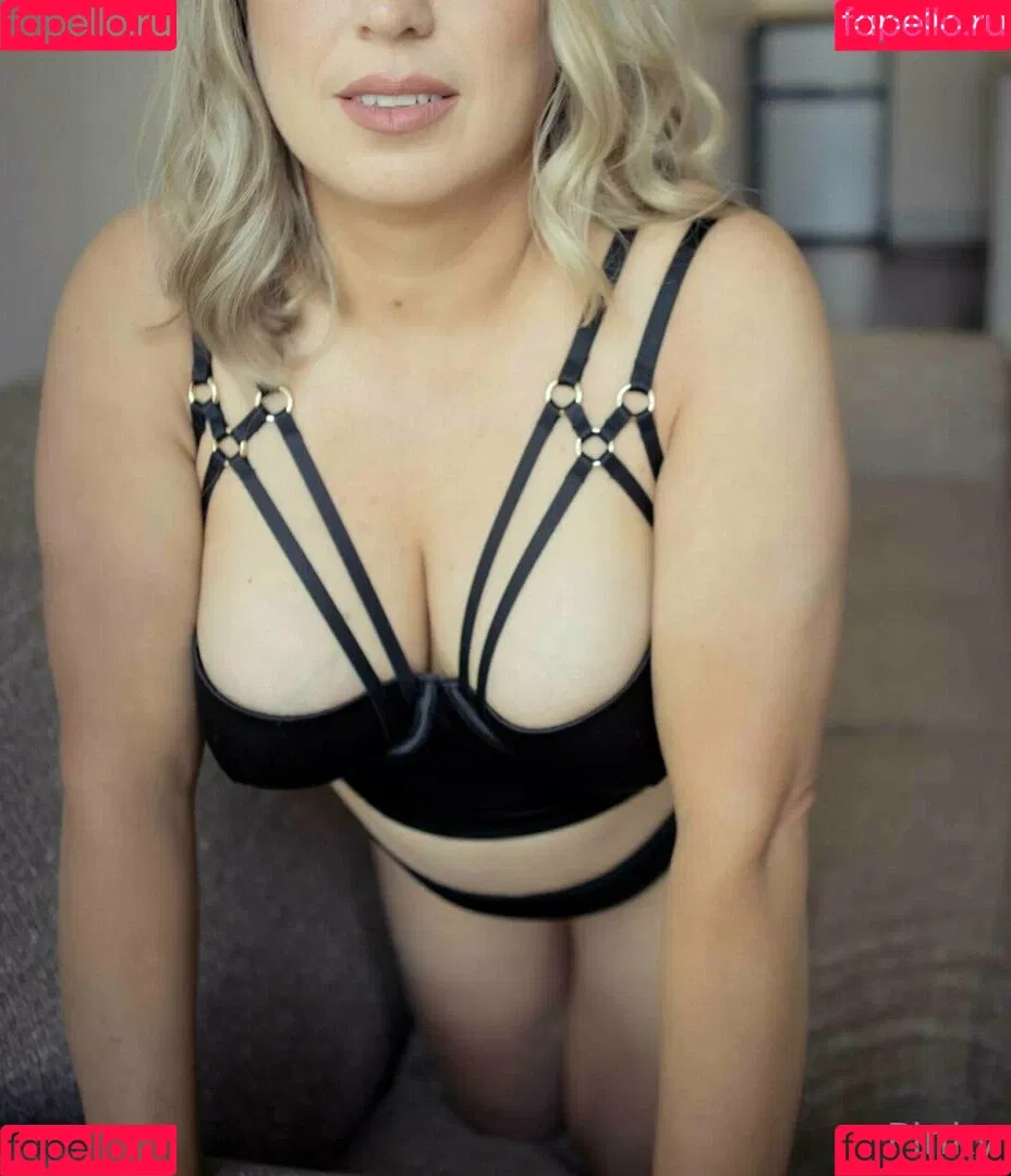pinkyssworld Onlyfans Photo Gallery 