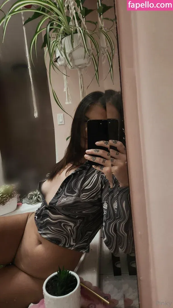 pinkyssworld Onlyfans Photo Gallery 