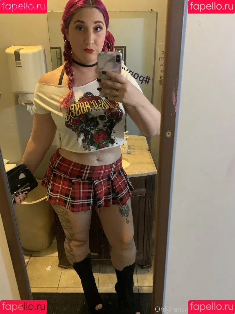 kittypurdi Onlyfans Photo Gallery 