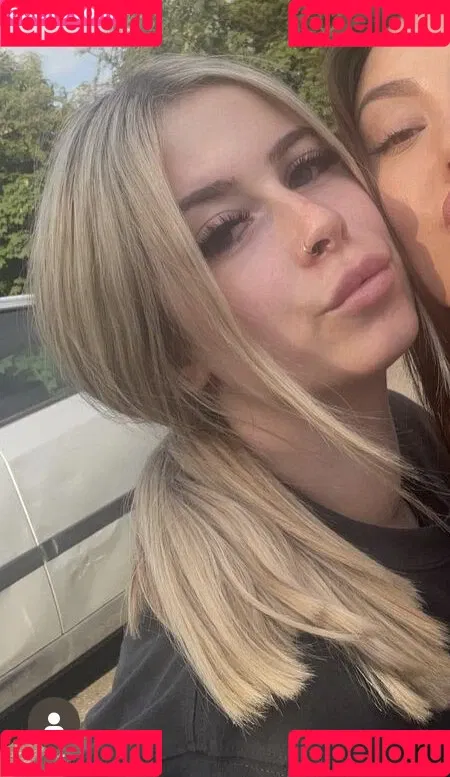 Lucy Scales Onlyfans Photo Gallery 