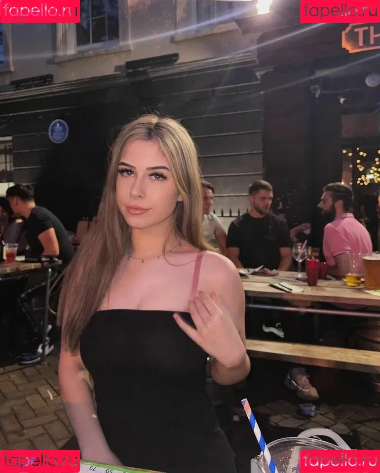Lucy Scales Onlyfans Photo Gallery 