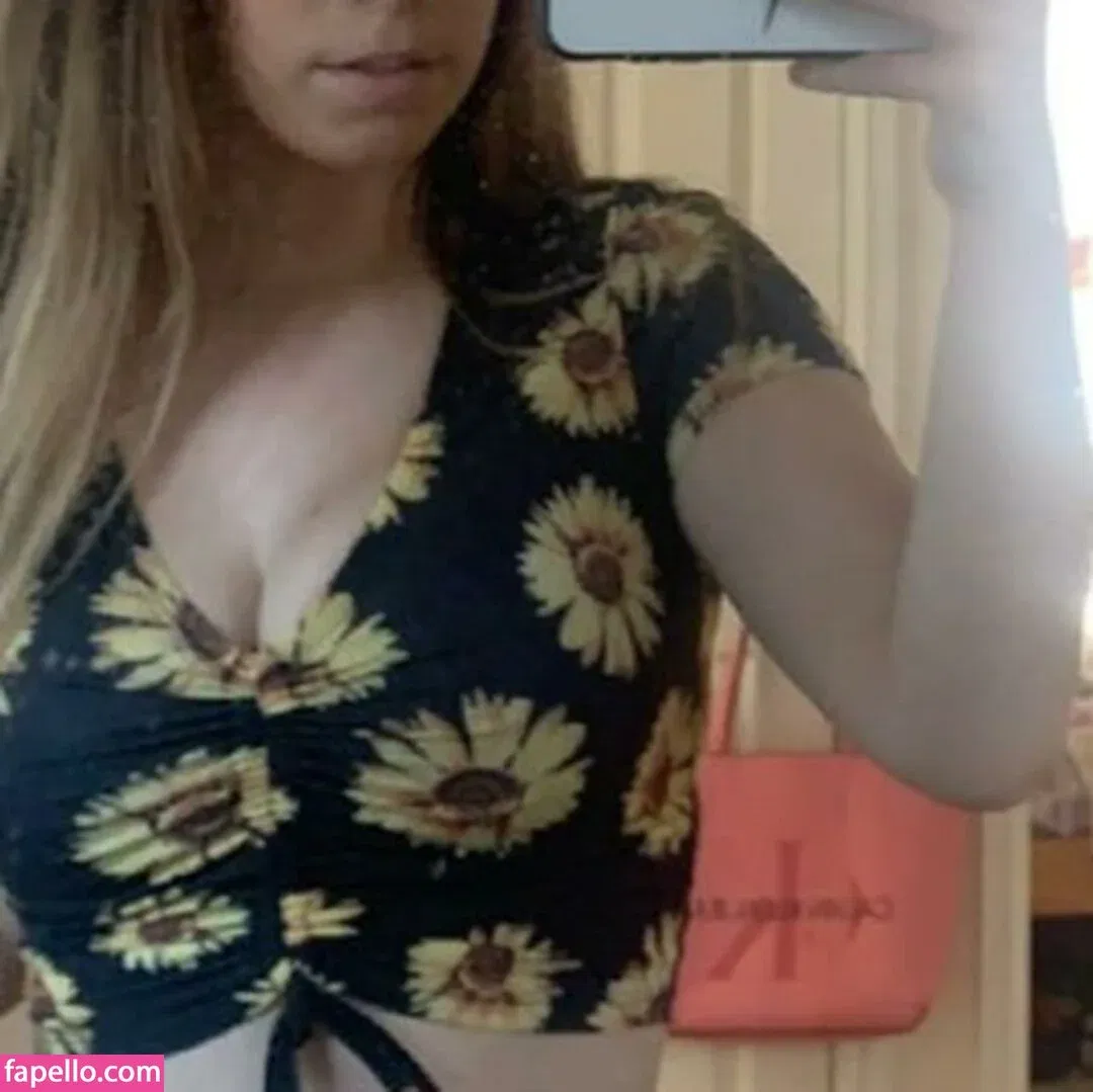 Lucy Scales Onlyfans Photo Gallery 