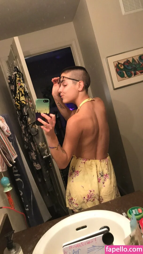 mohawk_lessproblems Onlyfans Photo Gallery 