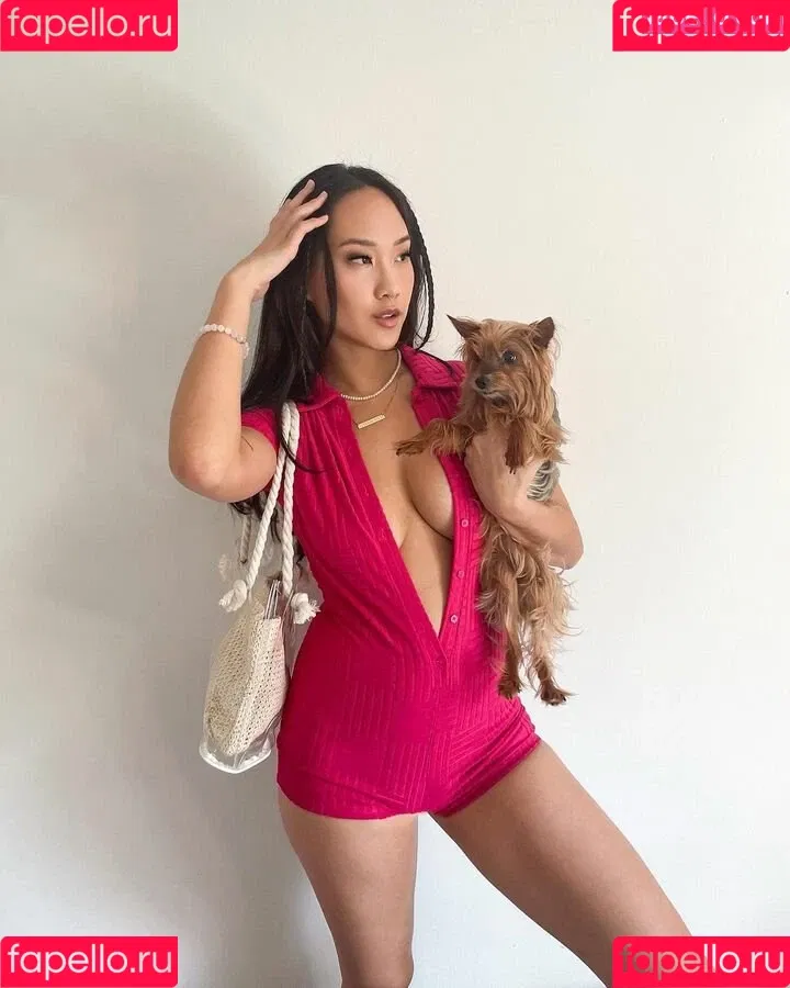 belnotbella Onlyfans Photo Gallery 