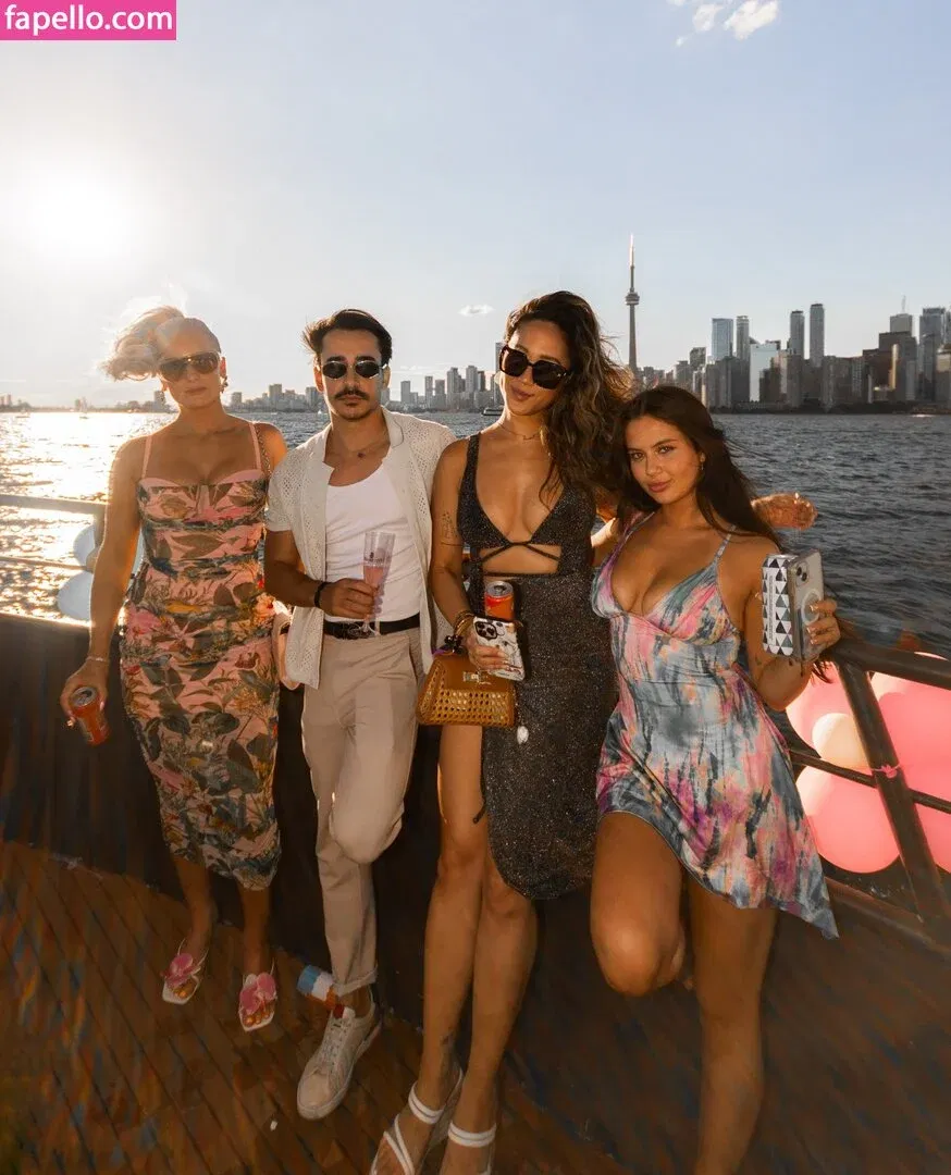 belnotbella Onlyfans Photo Gallery 