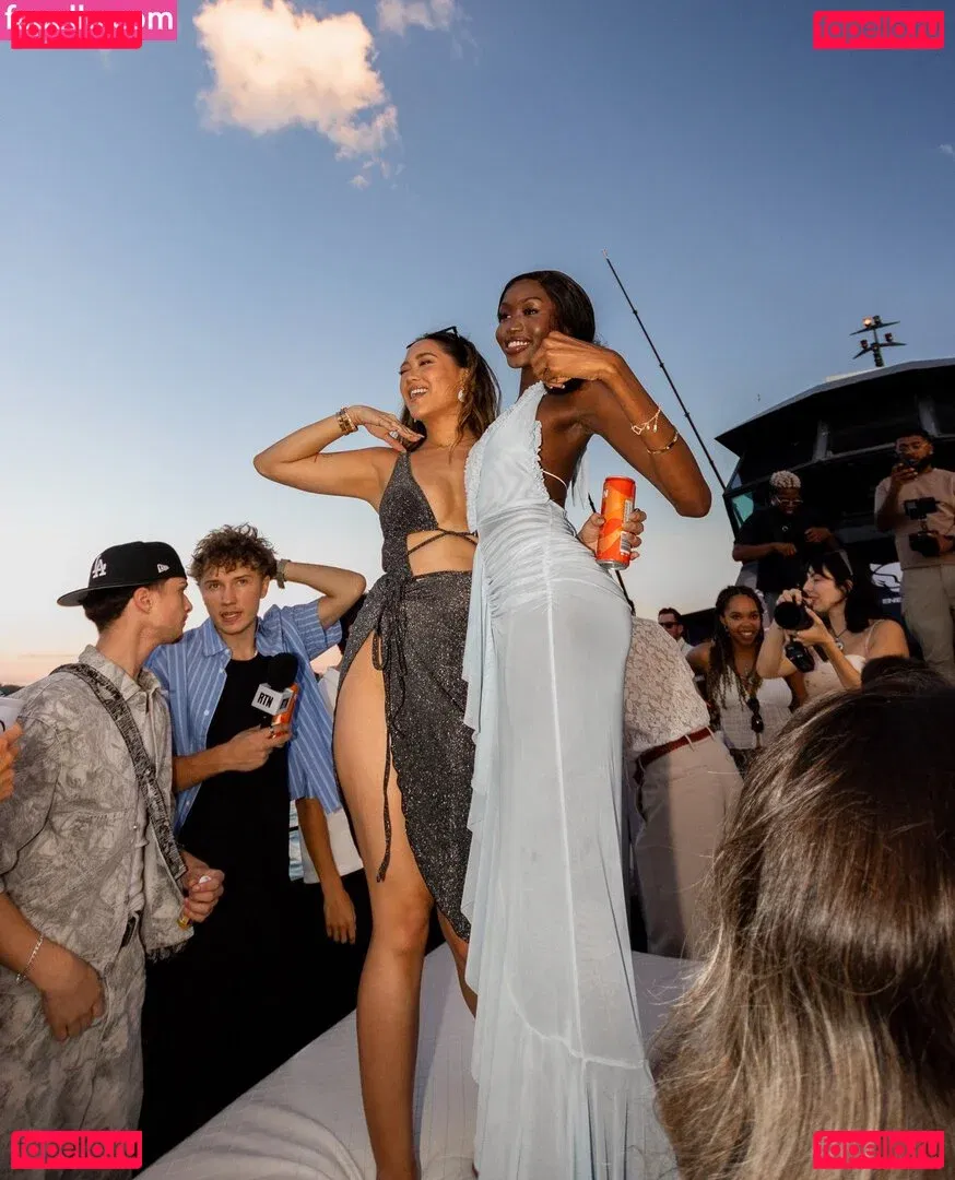 belnotbella Onlyfans Photo Gallery 