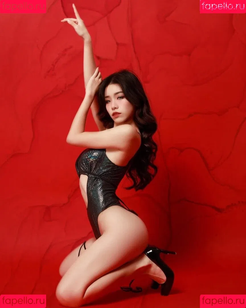 yu._.sushi Onlyfans Photo Gallery 