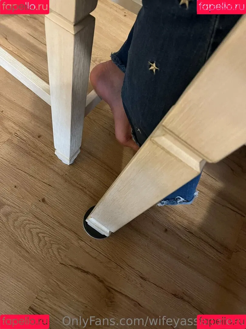 wifeyassandfeet Onlyfans Photo Gallery 