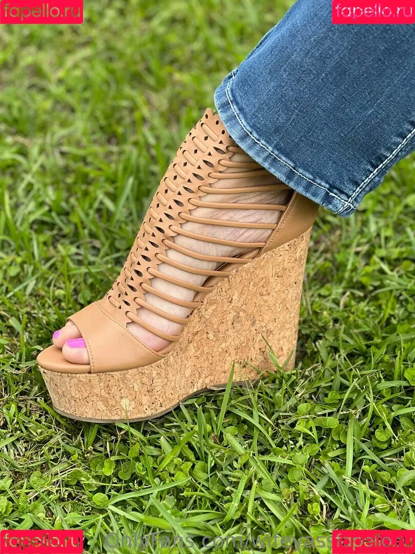 wifeyassandfeet Onlyfans Photo Gallery 