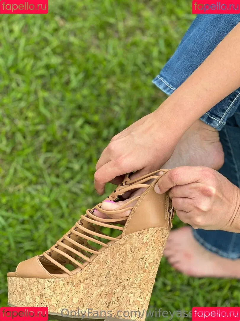 wifeyassandfeet Onlyfans Photo Gallery 