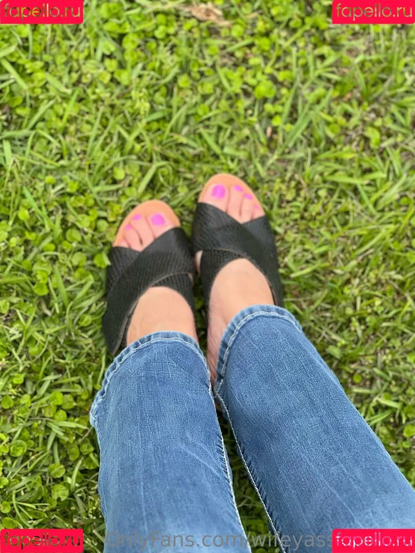 wifeyassandfeet Onlyfans Photo Gallery 