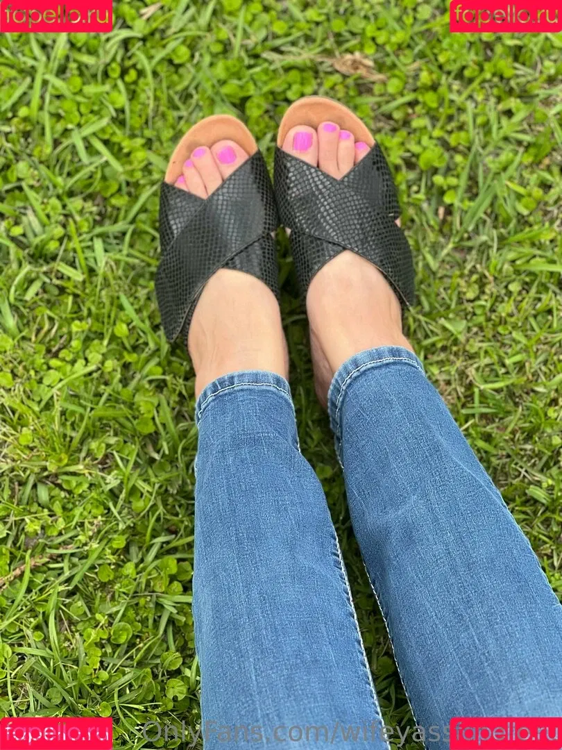 wifeyassandfeet Onlyfans Photo Gallery 