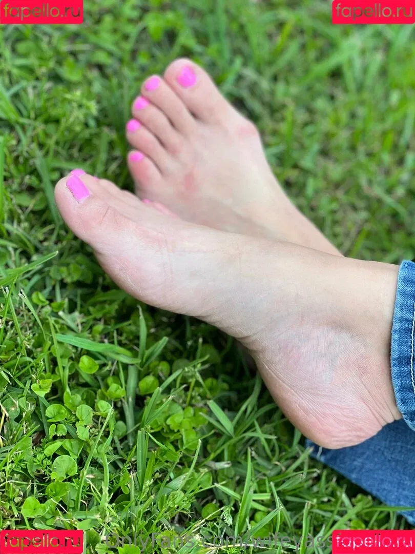 wifeyassandfeet Onlyfans Photo Gallery 