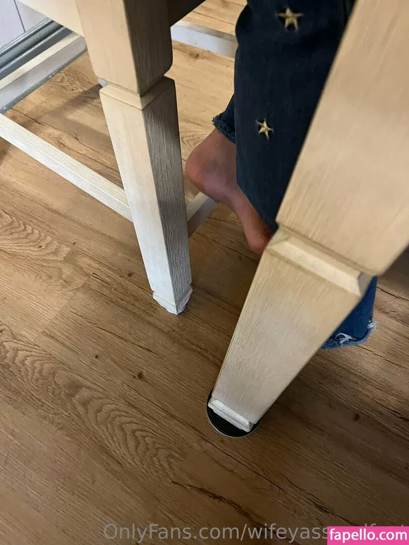 wifeyassandfeet Onlyfans Photo Gallery 