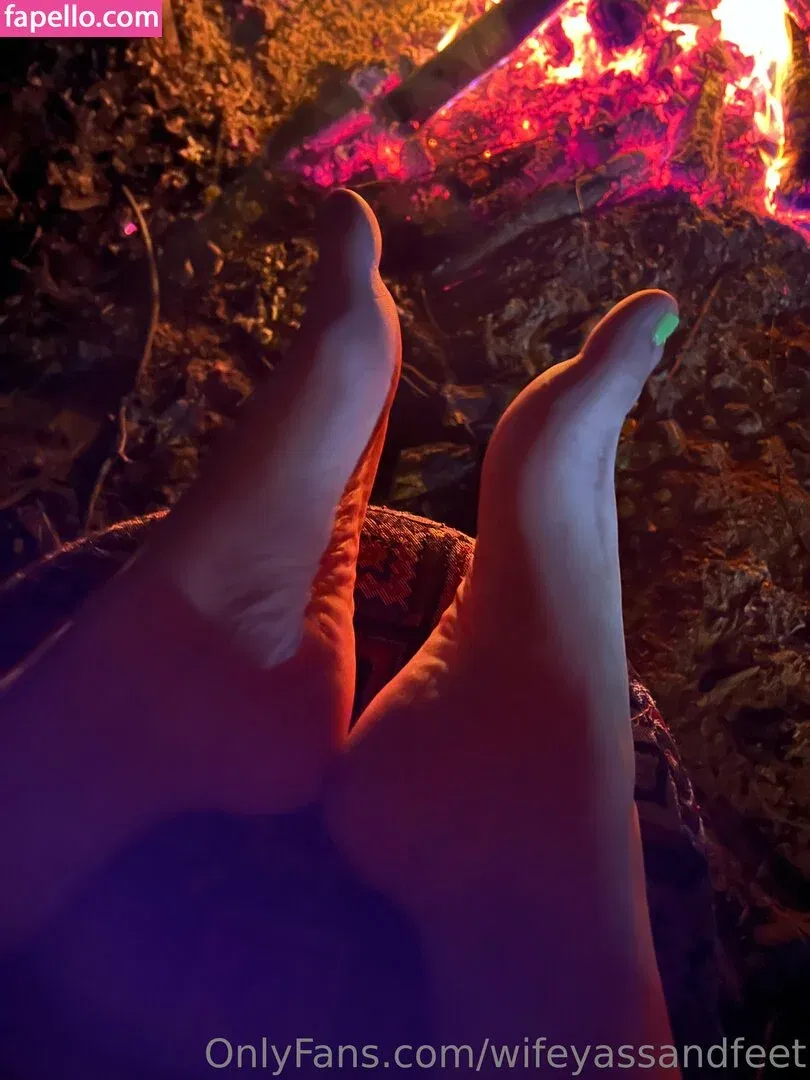 wifeyassandfeet Onlyfans Photo Gallery 