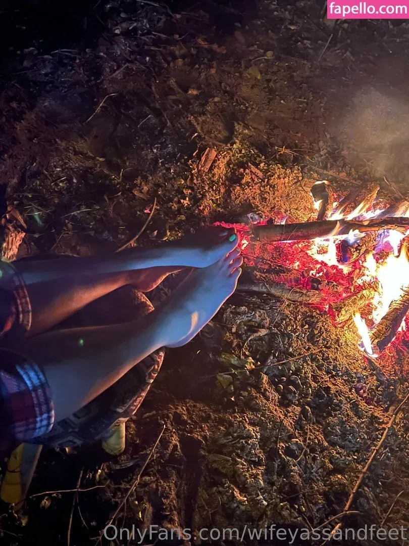 wifeyassandfeet Onlyfans Photo Gallery 