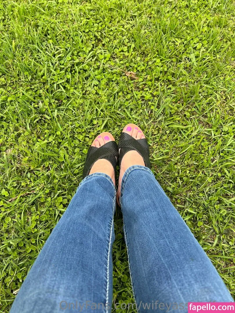 wifeyassandfeet Onlyfans Photo Gallery 