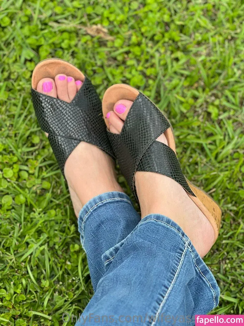 wifeyassandfeet Onlyfans Photo Gallery 