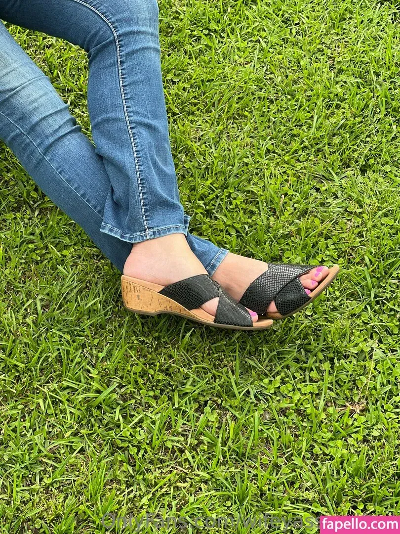 wifeyassandfeet Onlyfans Photo Gallery 