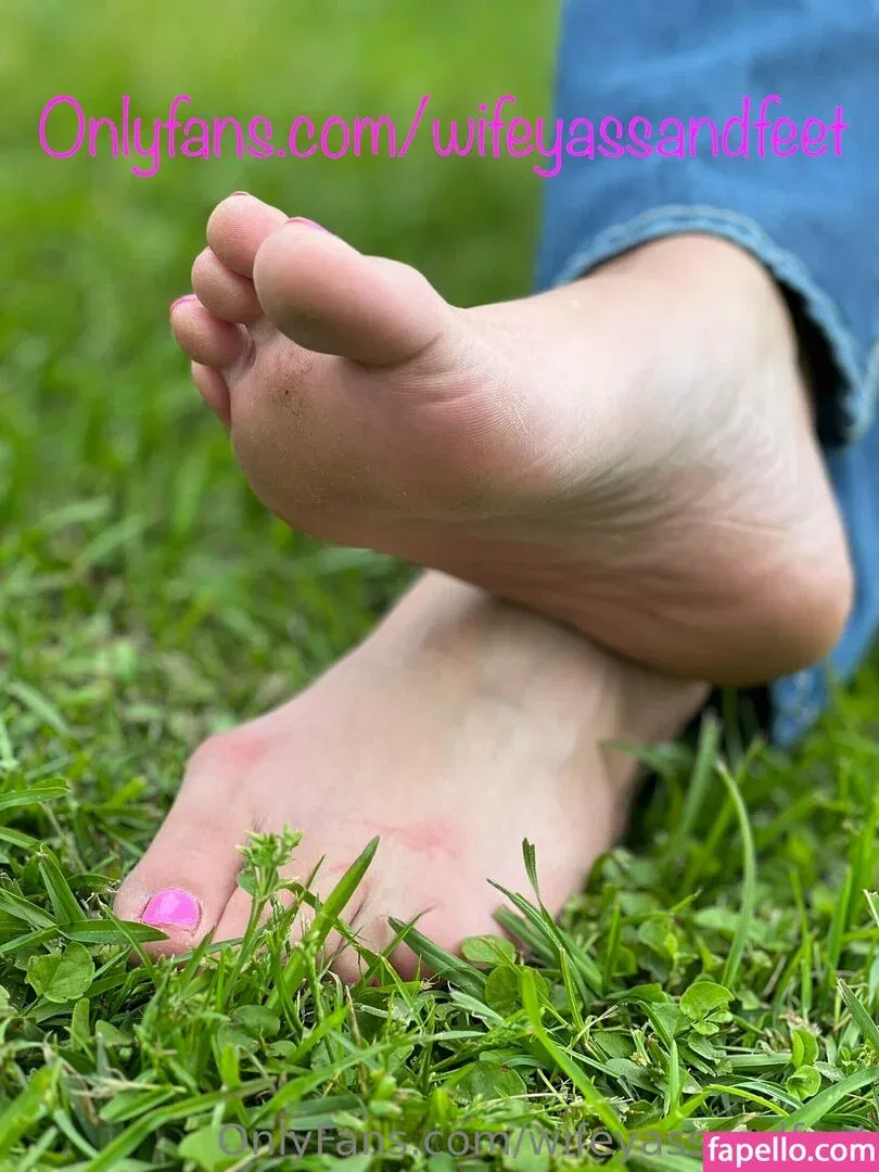 wifeyassandfeet Onlyfans Photo Gallery 