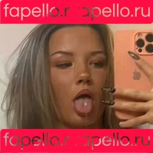sjsjeuejdb Onlyfans Photo Gallery 