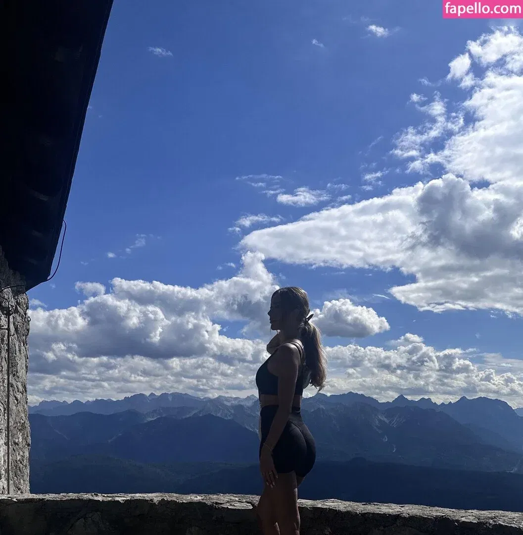 milaclaireonly Onlyfans Photo Gallery 