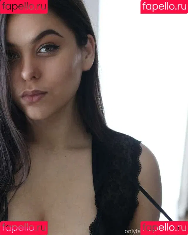 Fenella Fox Onlyfans Photo Gallery 