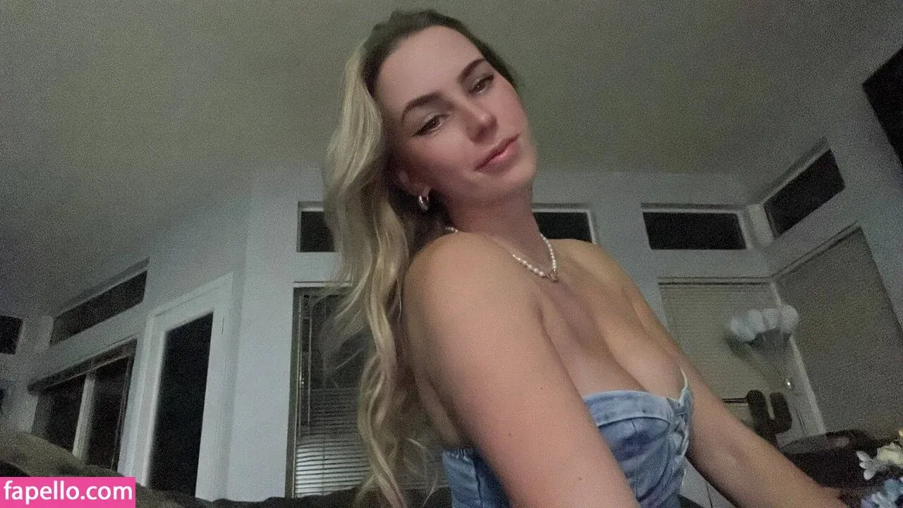 Kelsey Remige Onlyfans Photo Gallery 