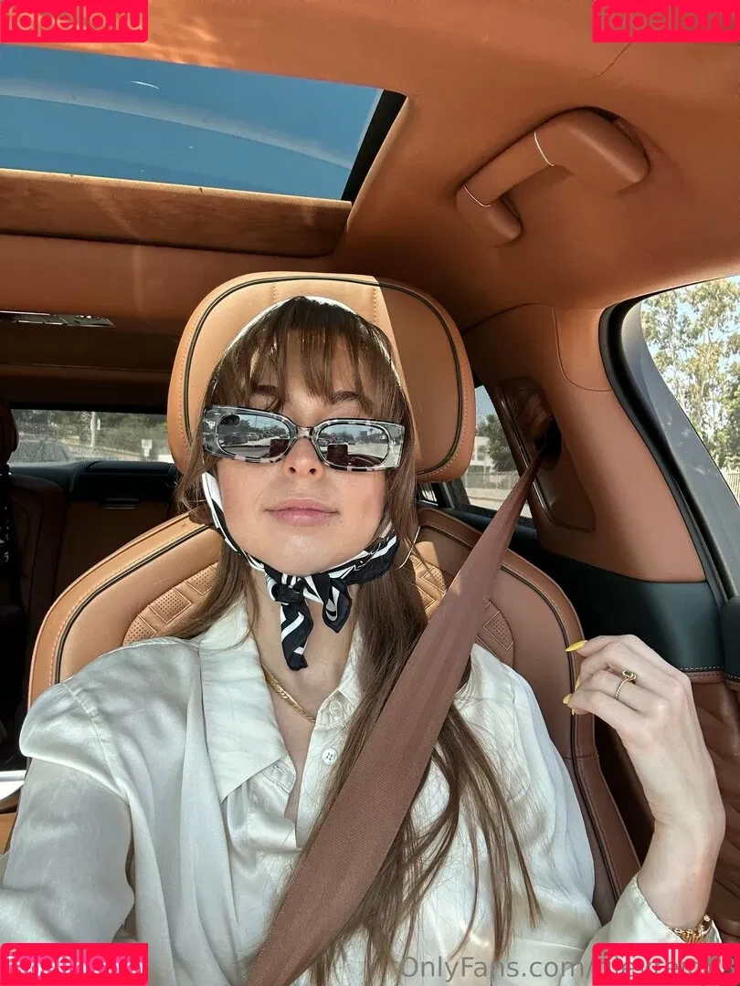 rileyreidx3 Onlyfans Photo Gallery 