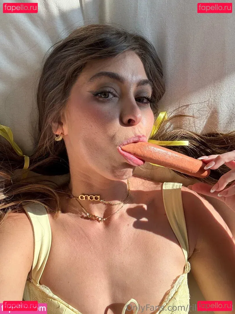 rileyreidx3 Onlyfans Photo Gallery 