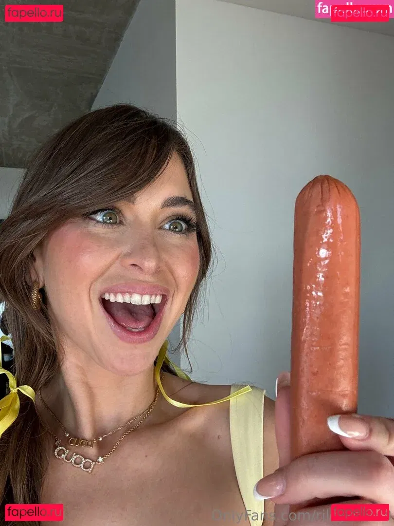 rileyreidx3 Onlyfans Photo Gallery 