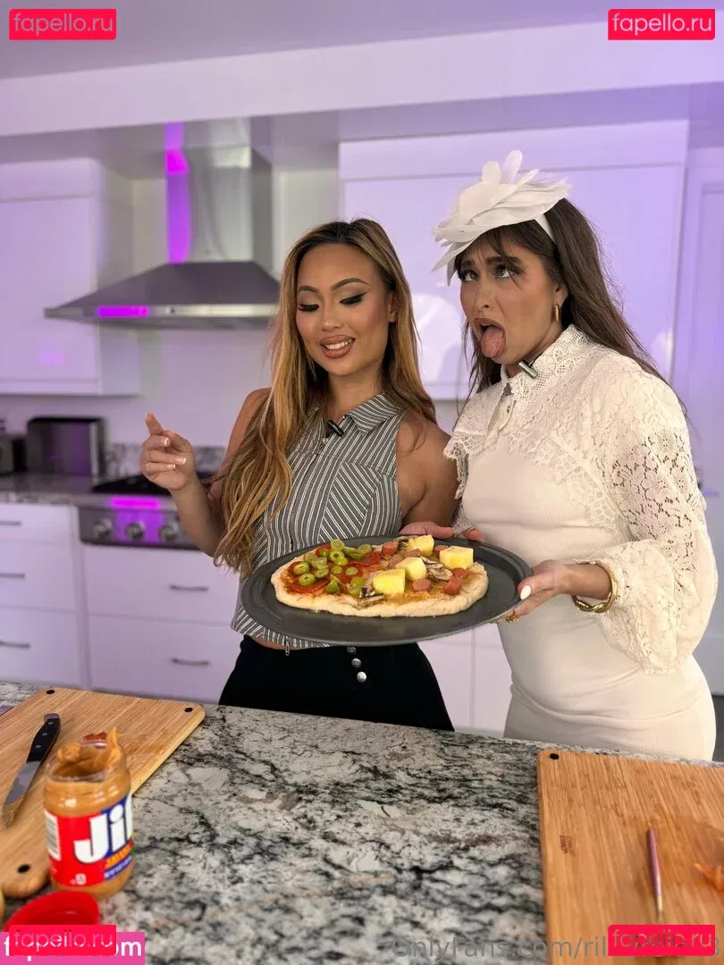 rileyreidx3 Onlyfans Photo Gallery 