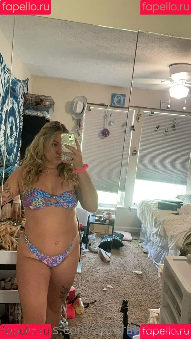 aurorahillsfreex Onlyfans Photo Gallery 