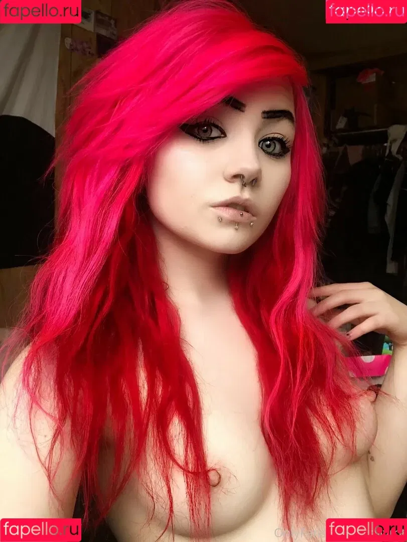 MollyRot Onlyfans Photo Gallery 