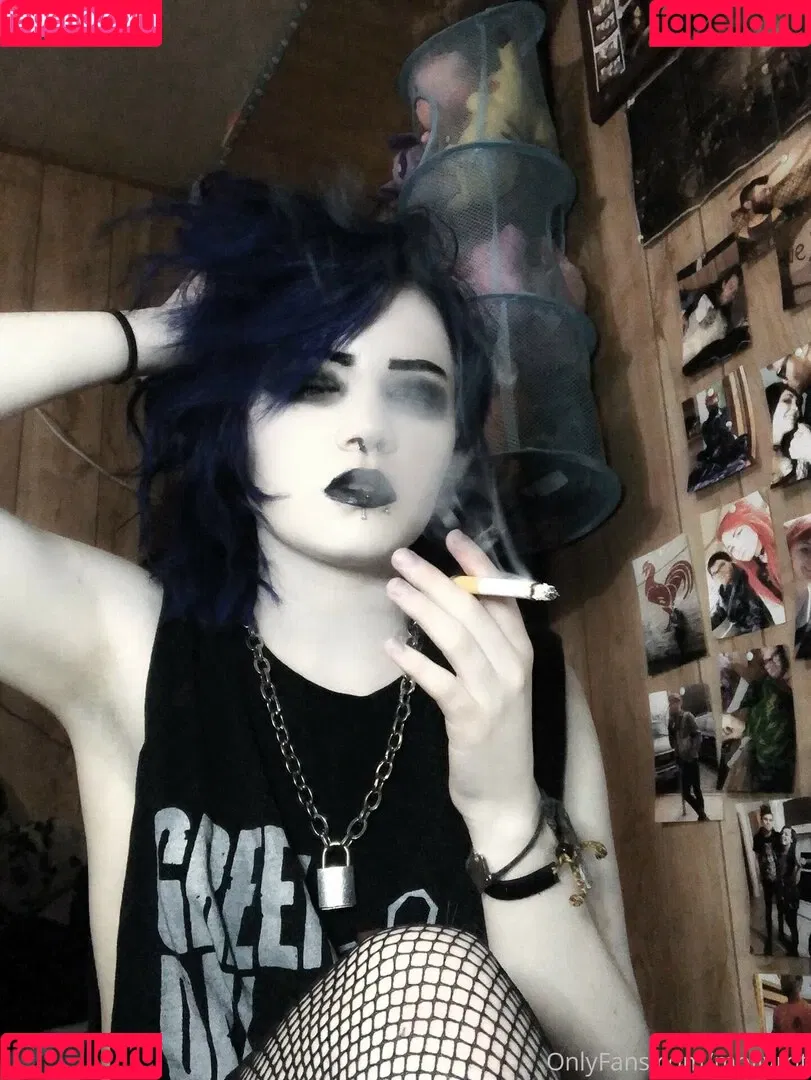 MollyRot Onlyfans Photo Gallery 