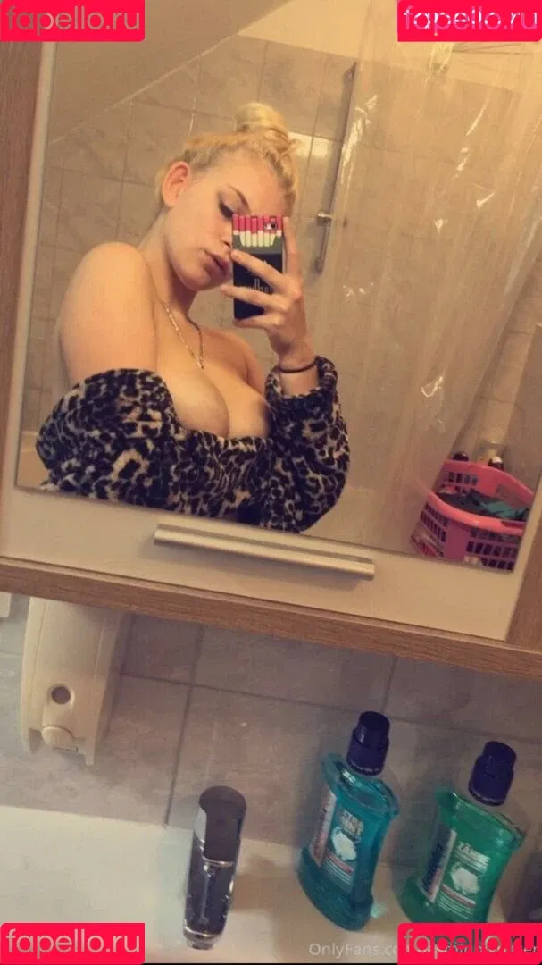 Jasmin Pignitter Onlyfans Photo Gallery 