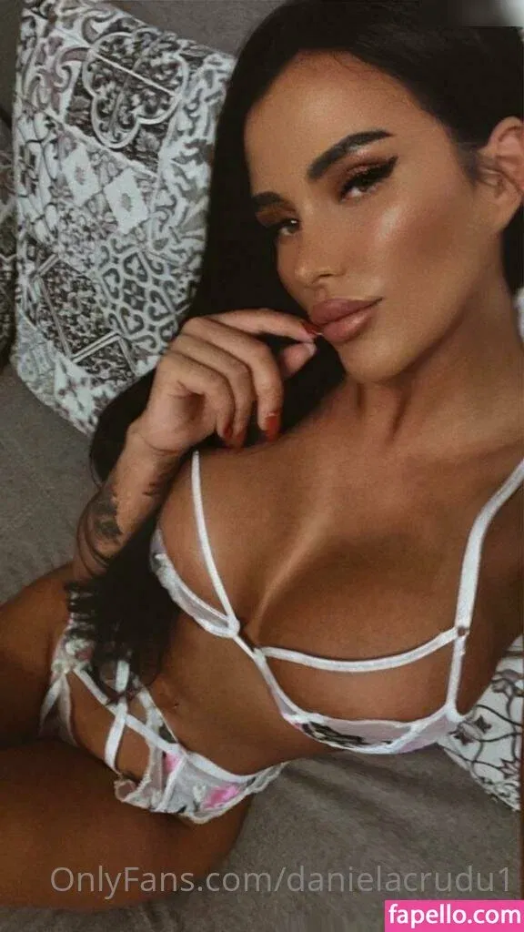 danielacrudu Onlyfans Photo Gallery 