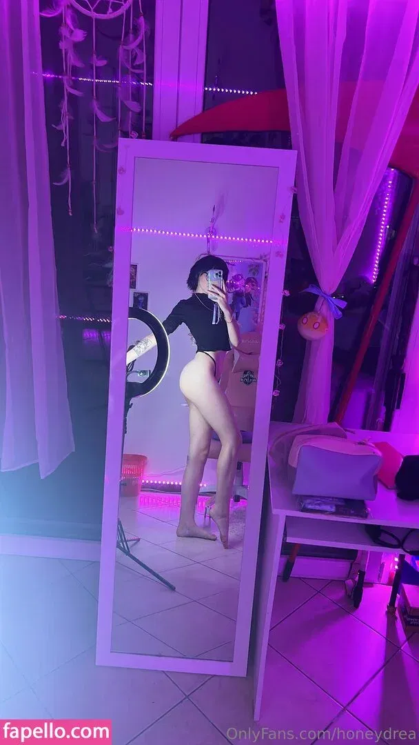 honeydrea Onlyfans Photo Gallery 