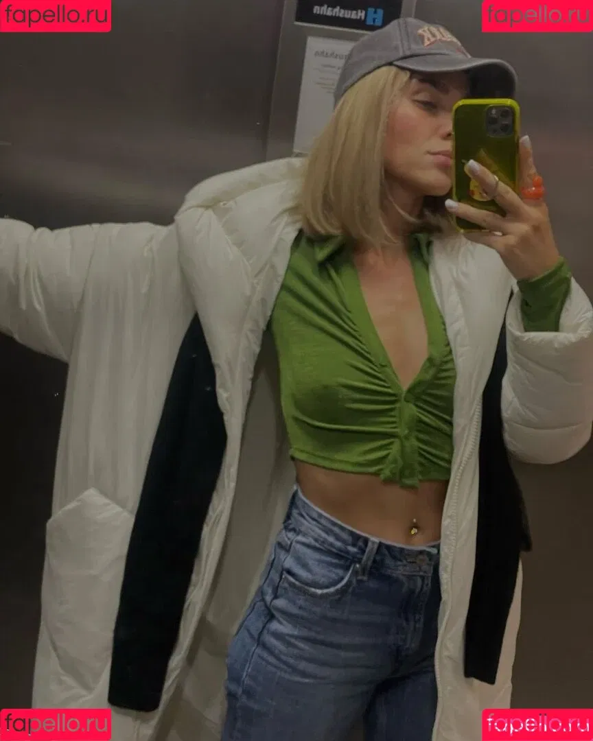 Santina Vergine Onlyfans Photo Gallery 