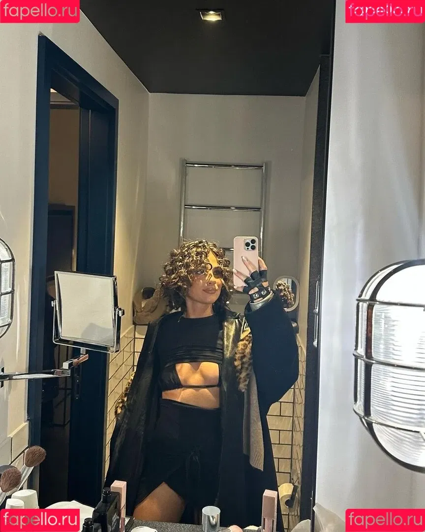 Santina Vergine Onlyfans Photo Gallery 