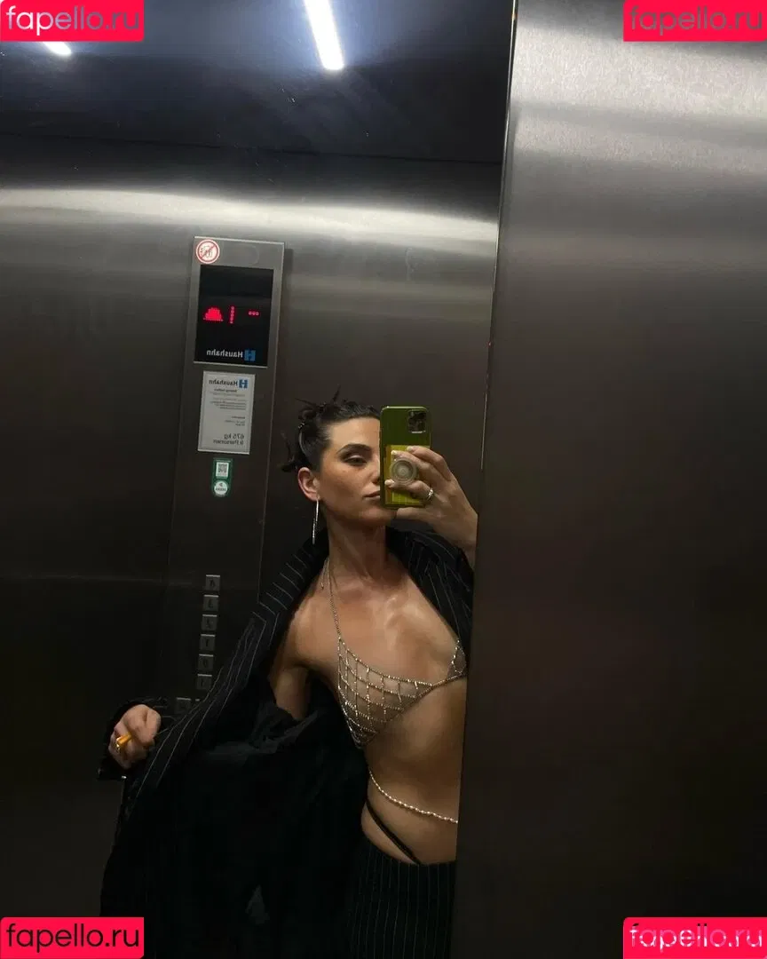 Santina Vergine Onlyfans Photo Gallery 