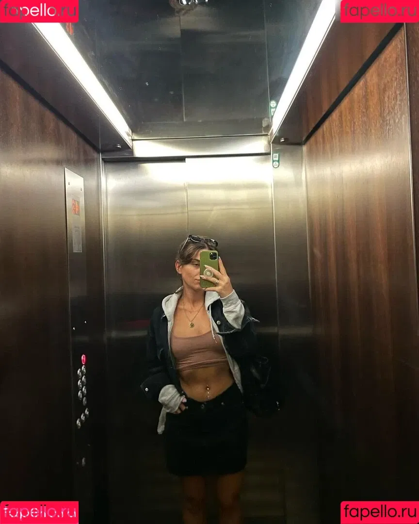 Santina Vergine Onlyfans Photo Gallery 