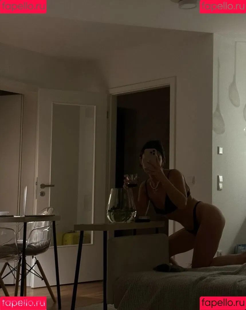 Santina Vergine Onlyfans Photo Gallery 