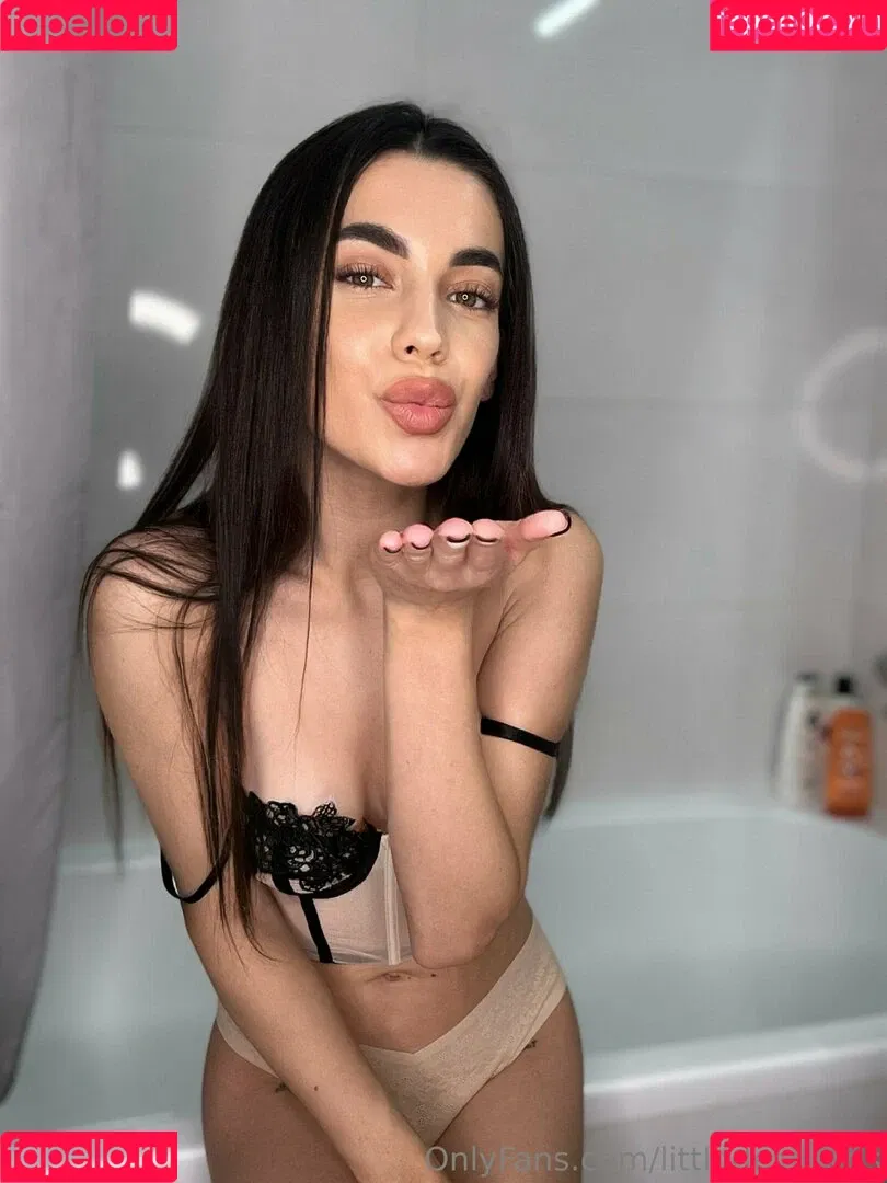 littledevil_kris Onlyfans Photo Gallery 